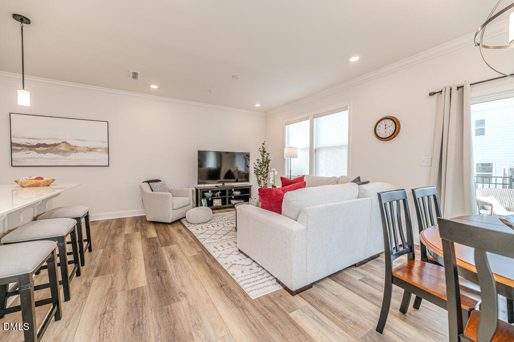 208 Golden Gate Lane