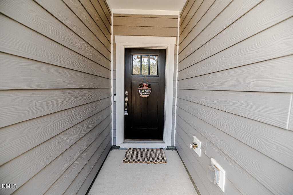 208 Golden Gate Lane