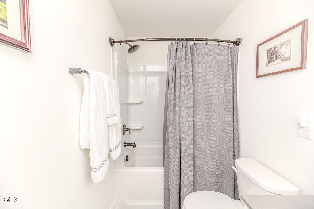 208 Golden Gate Lane