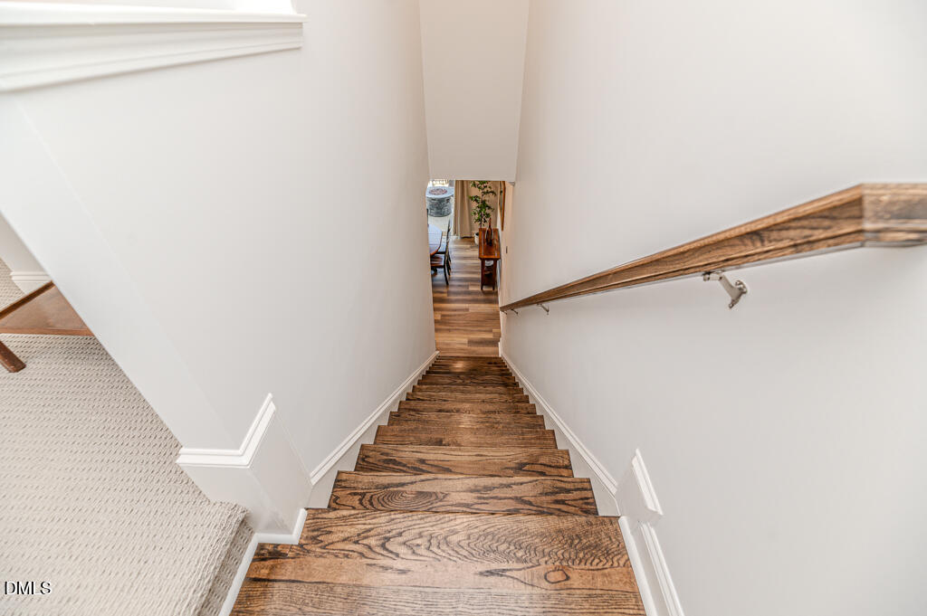 208 Golden Gate Lane