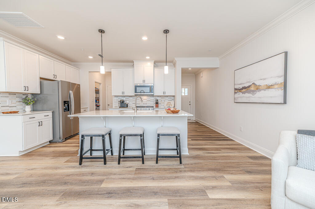 208 Golden Gate Lane