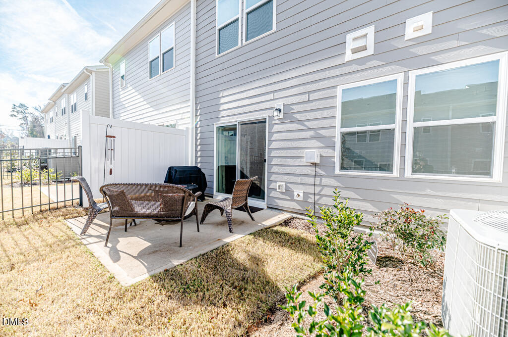 208 Golden Gate Lane