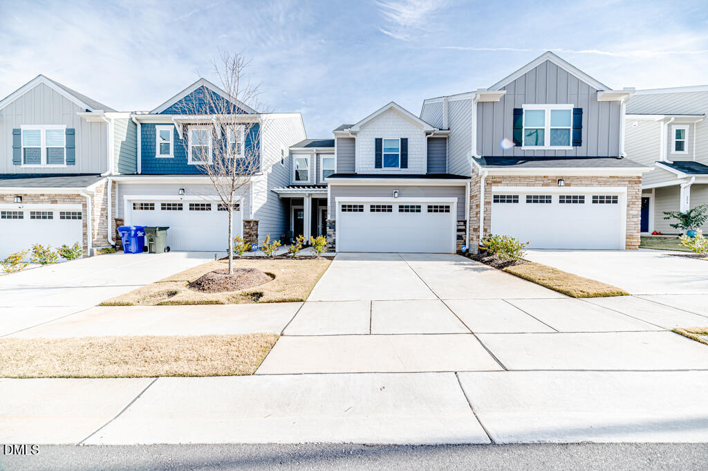 208 Golden Gate Lane