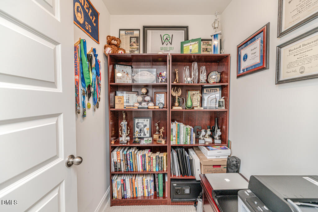 208 Golden Gate Lane