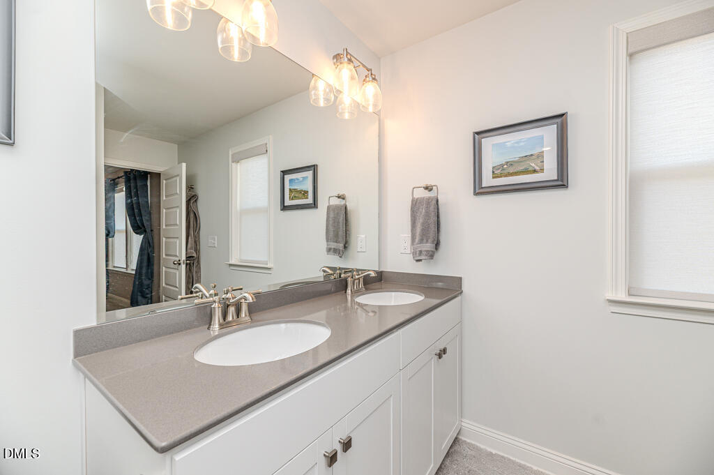 208 Golden Gate Lane