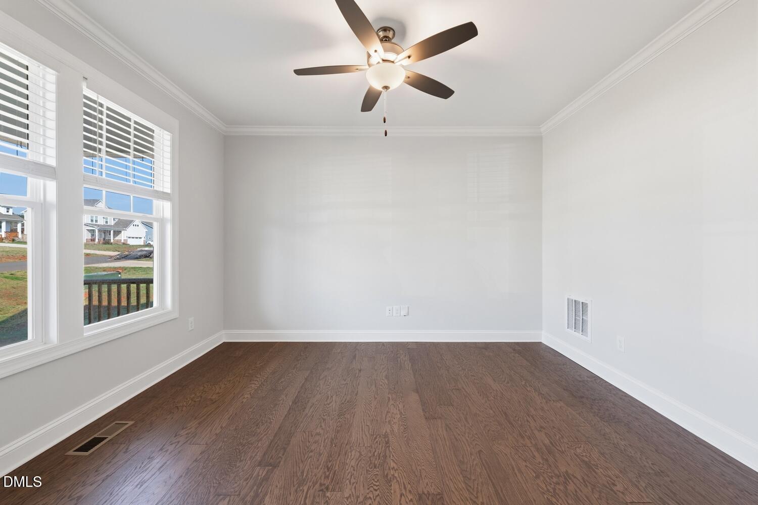 4852 Grosbeak Court