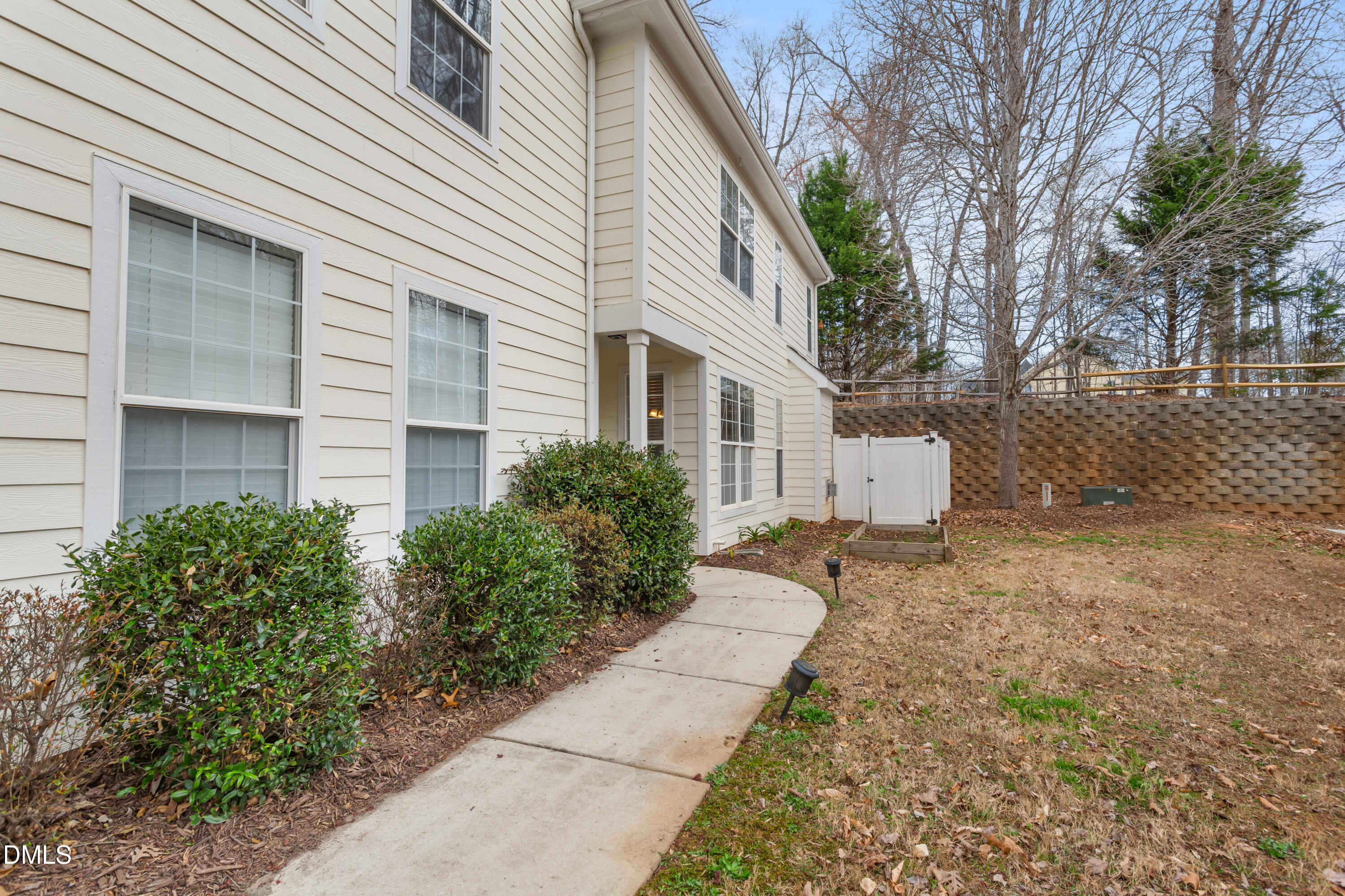 109 Bartlett Circle