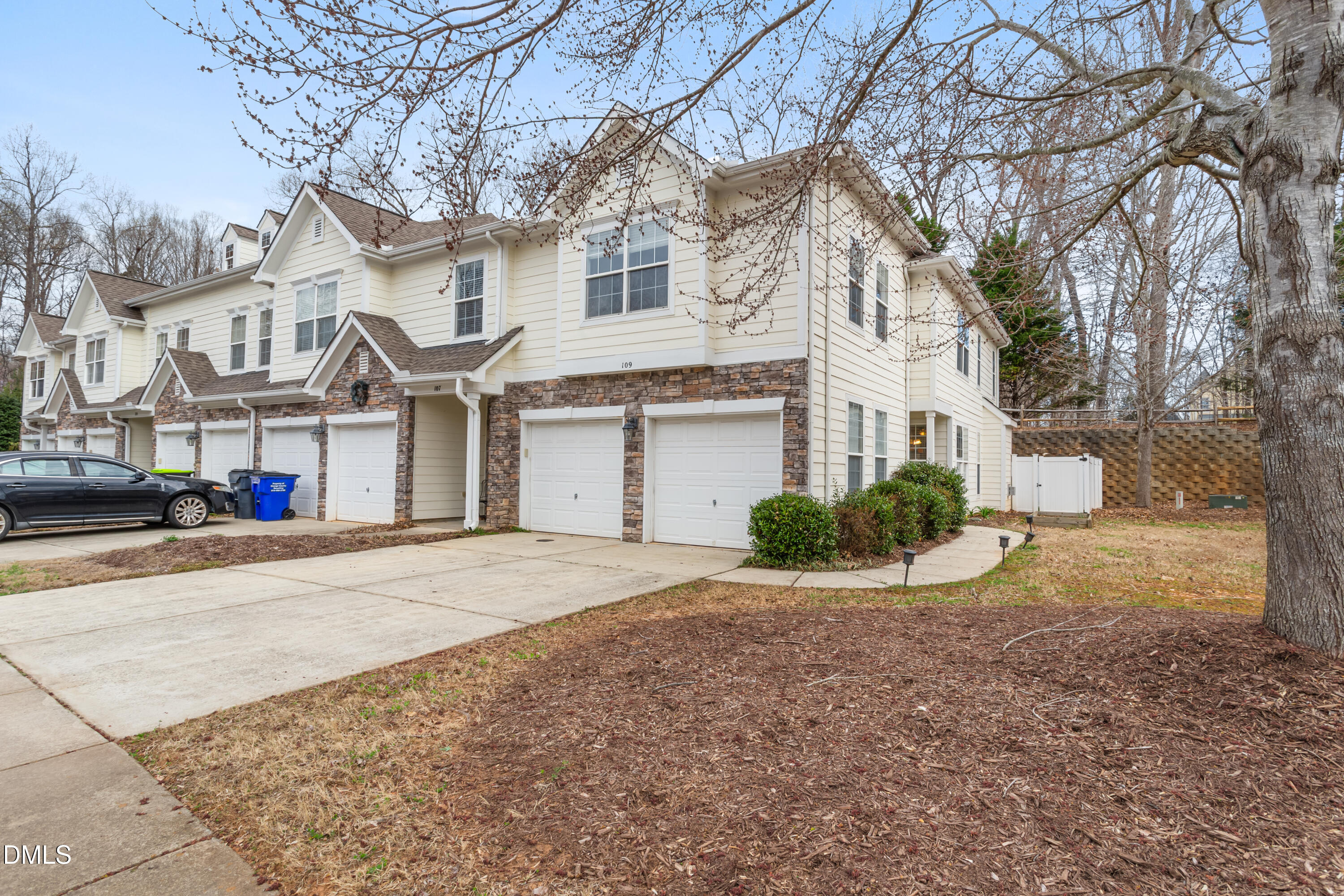 109 Bartlett Circle
