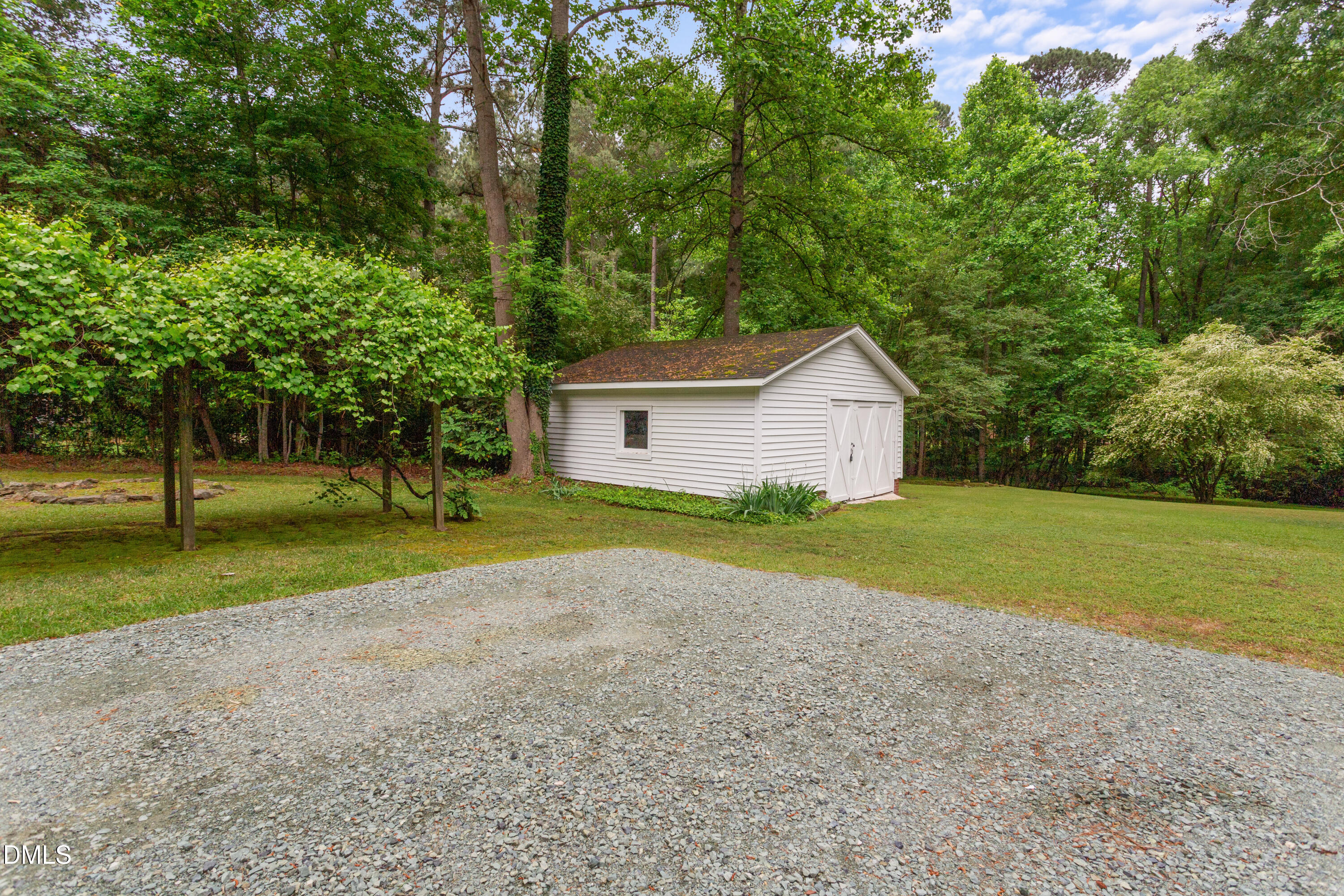 1105 Cool Springs Road
