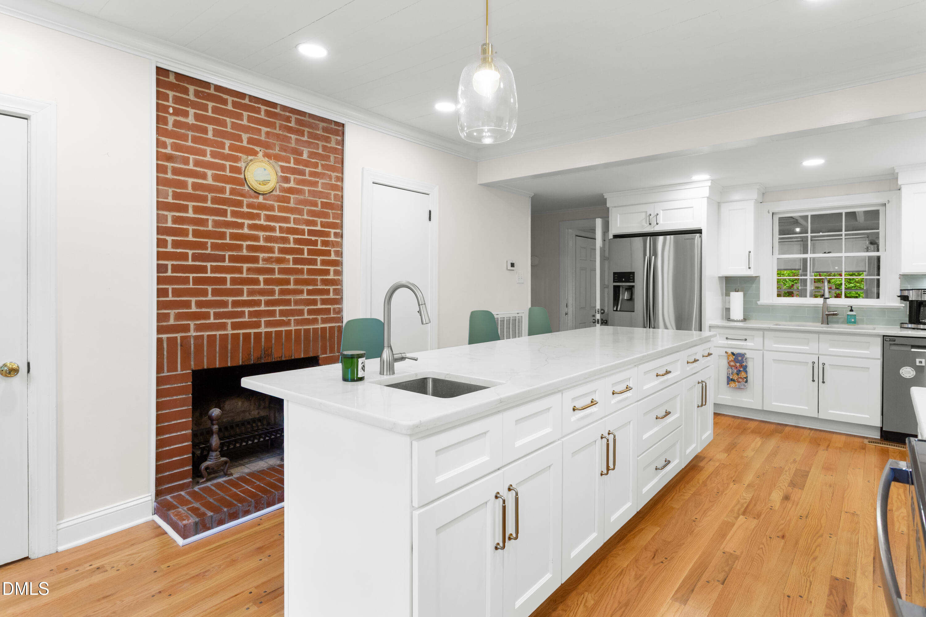 1105 Cool Springs Road