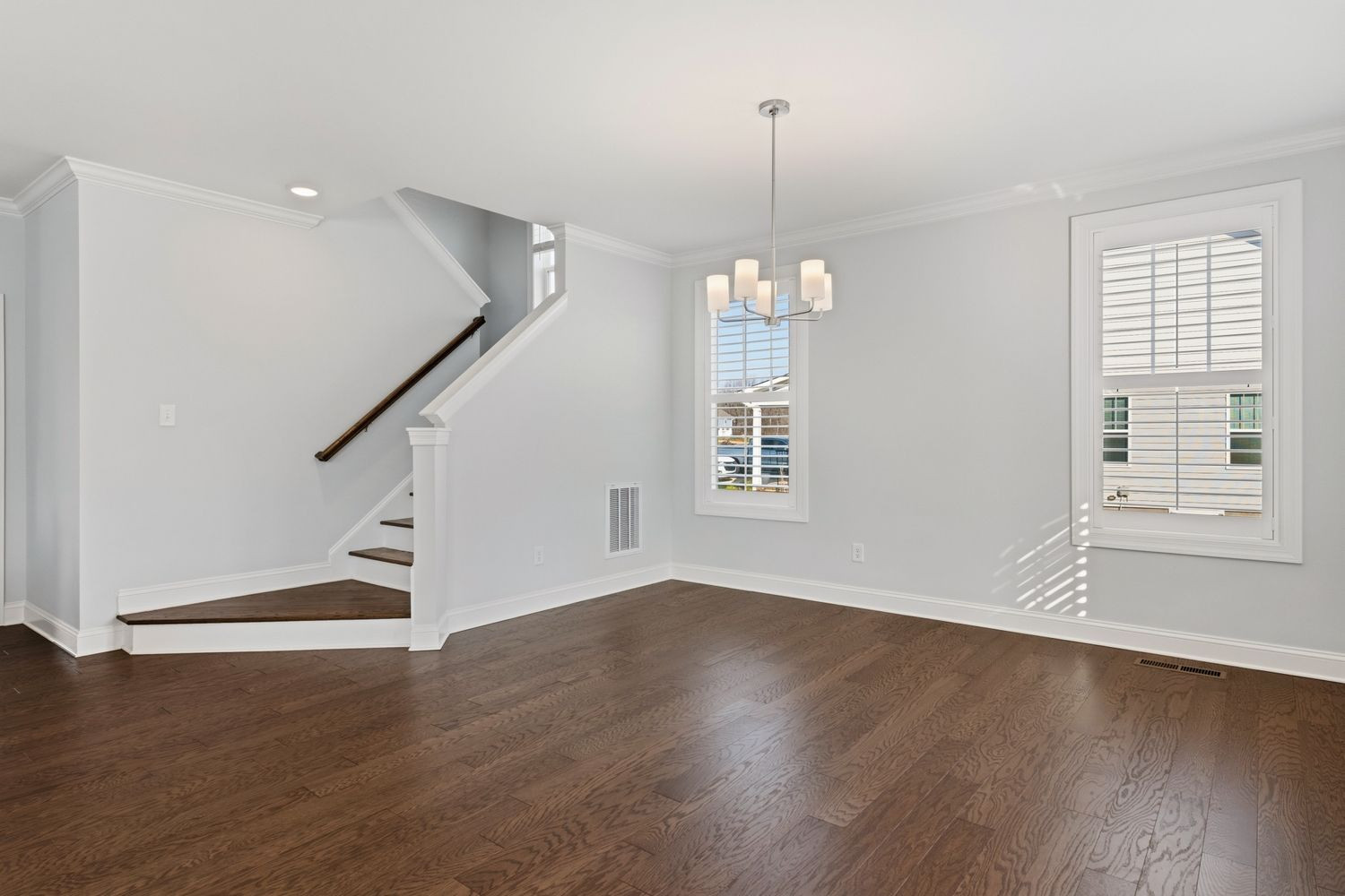 4852 Grosbeak Court