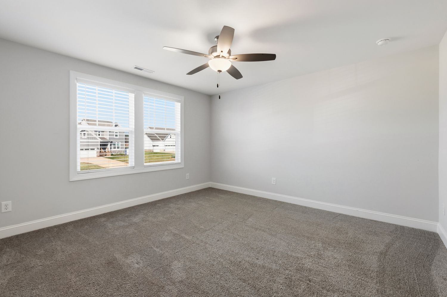 4852 Grosbeak Court