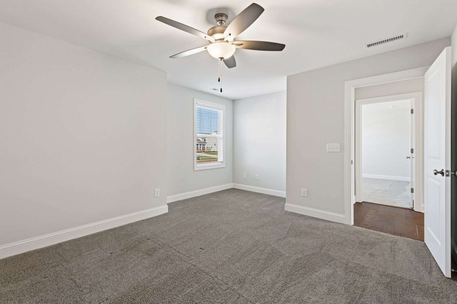 4852 Grosbeak Court
