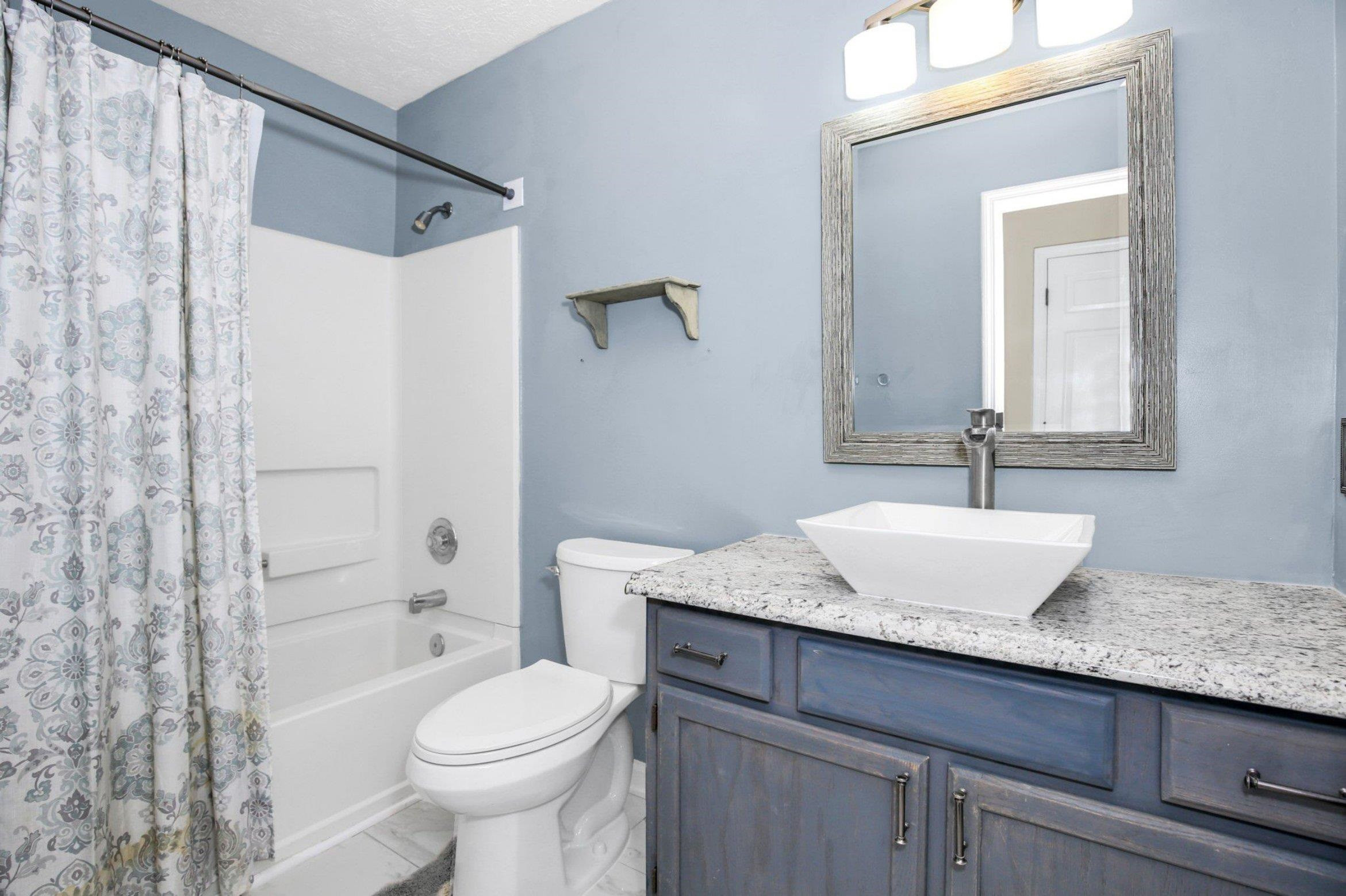 2395 Dunwoody Drive
