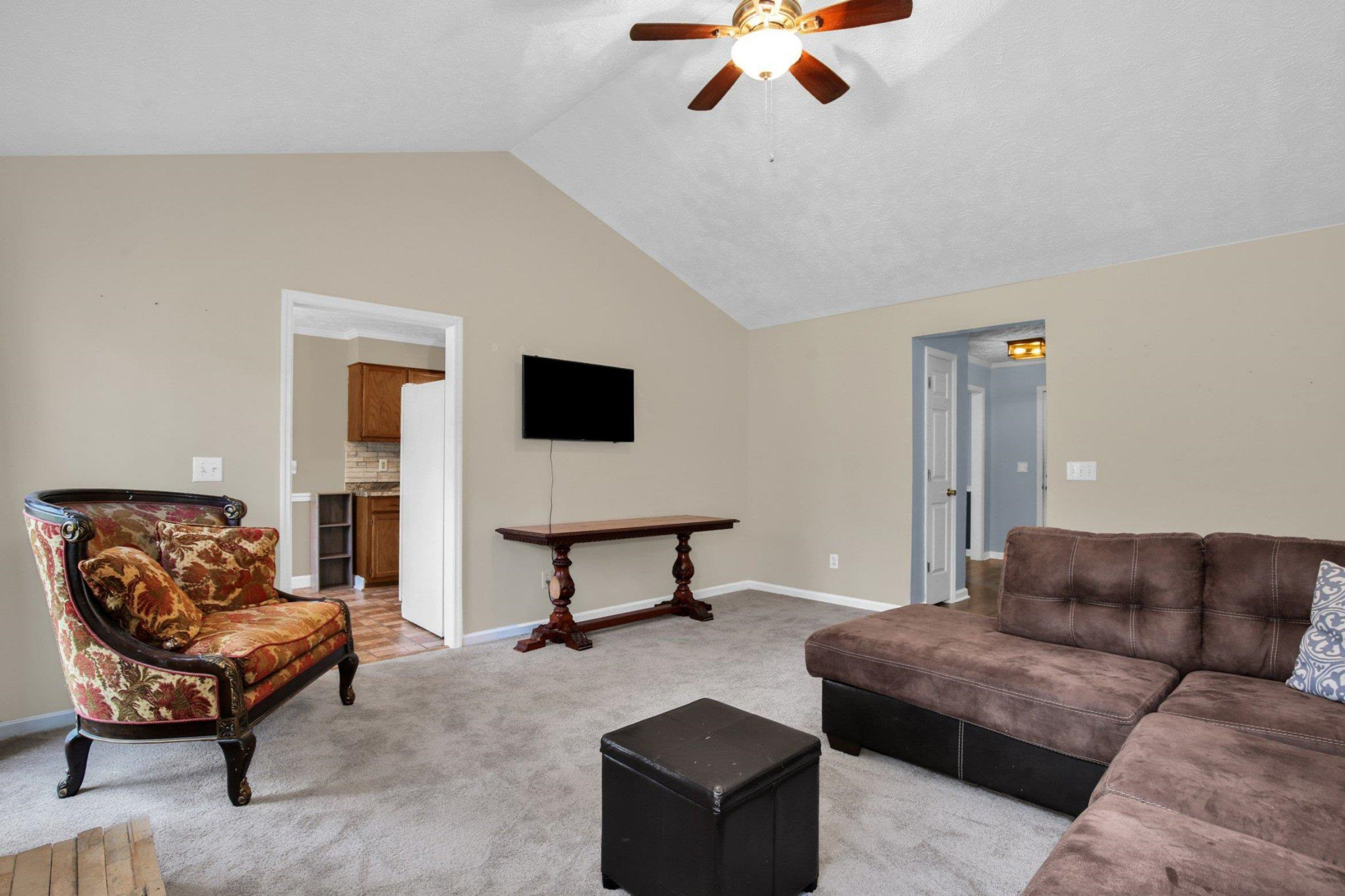 2395 Dunwoody Drive