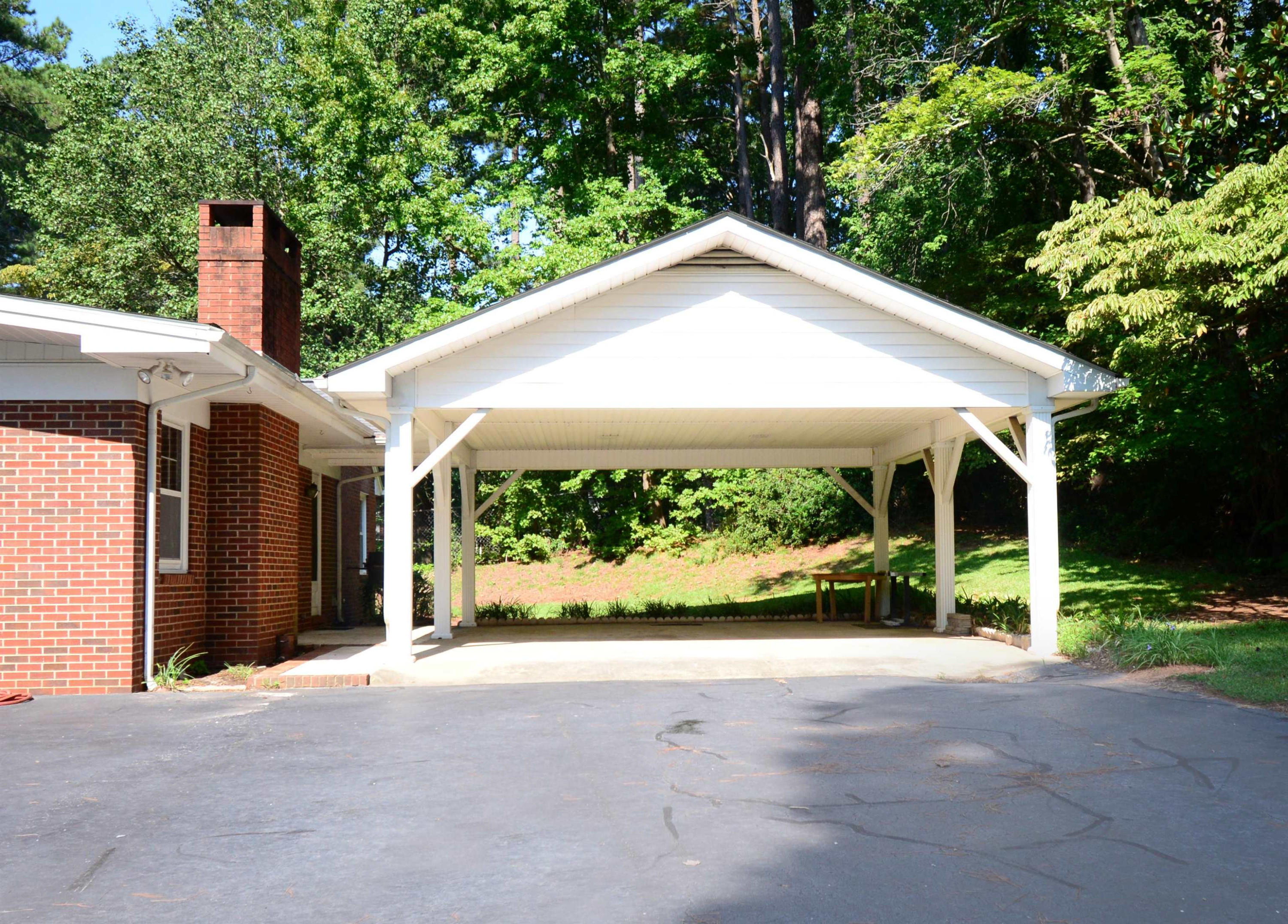 702 N Vance Street