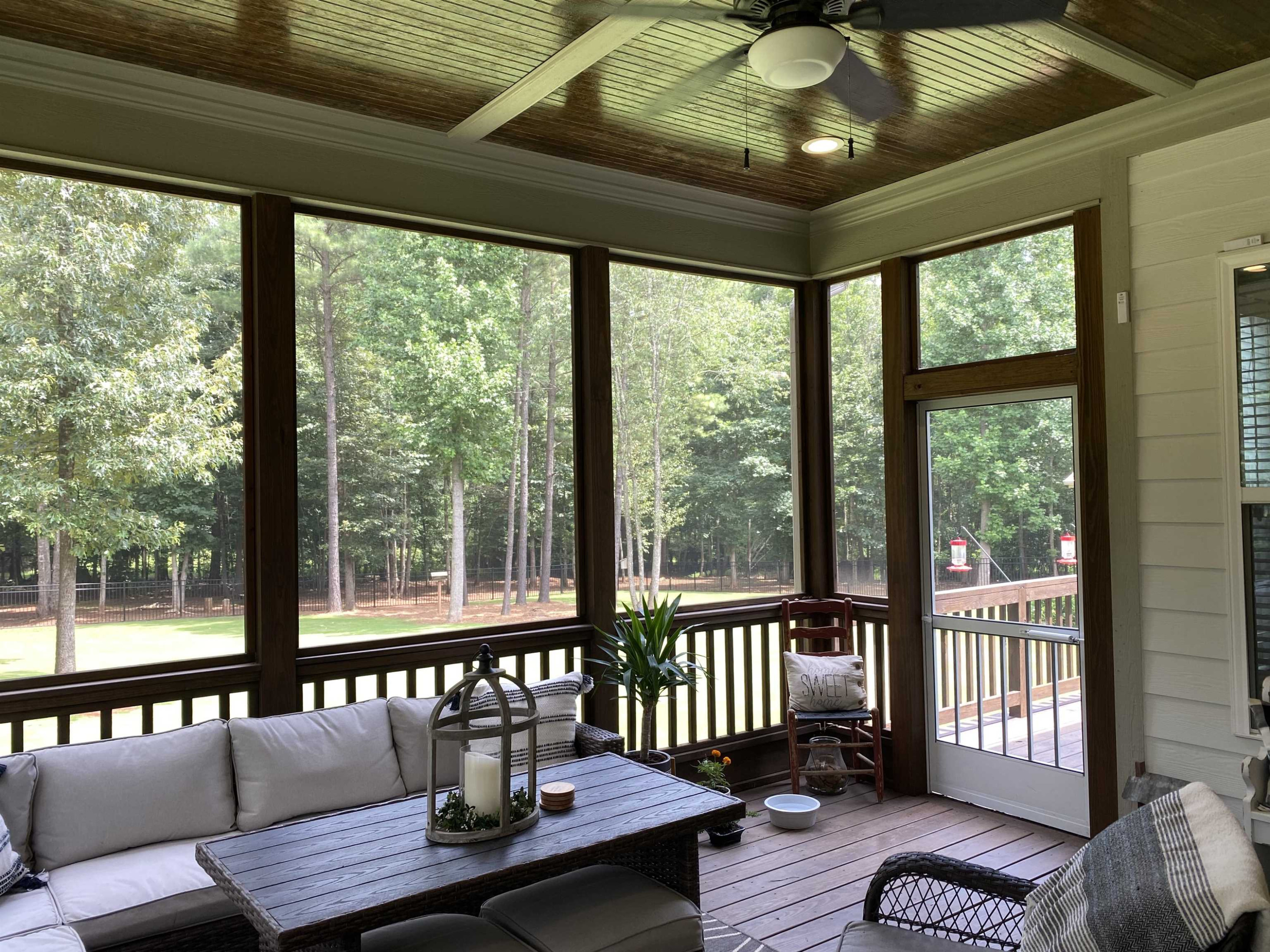 145 Lakes Edge Lane