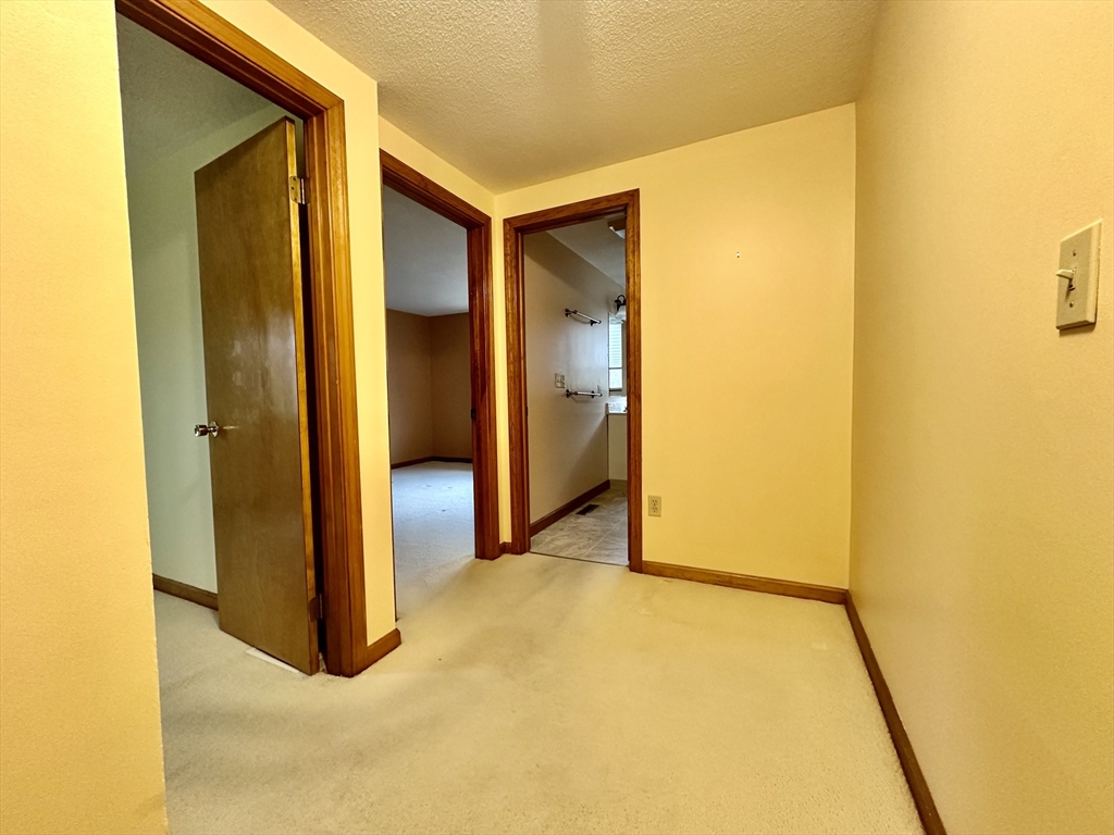 255 Briar Way #255