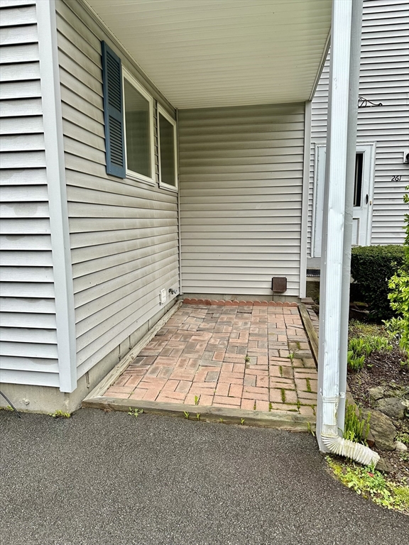 255 Briar Way #255