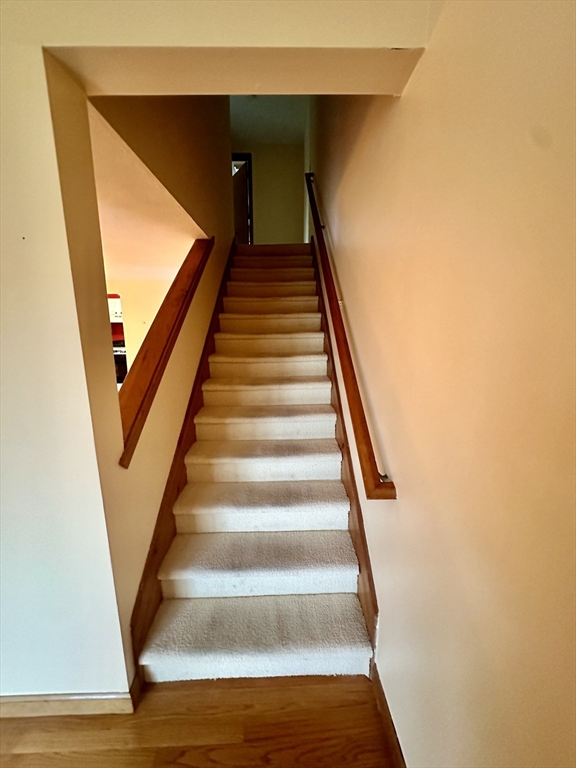 255 Briar Way #255
