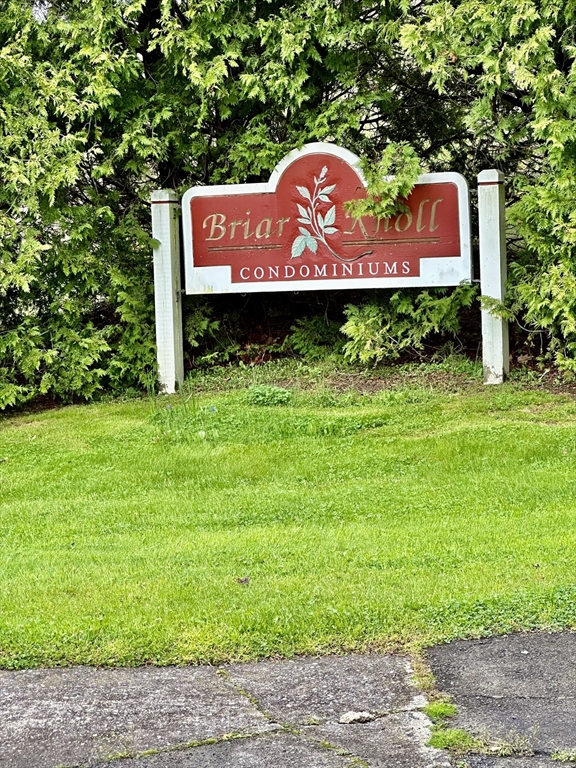 255 Briar Way #255