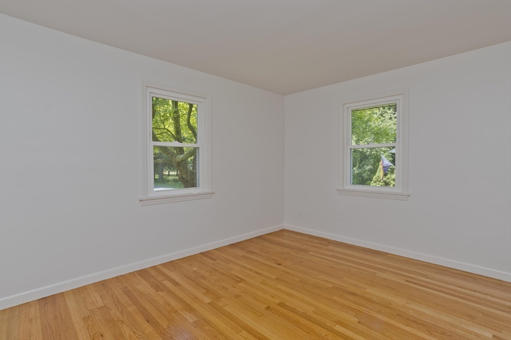 36 Thayer St