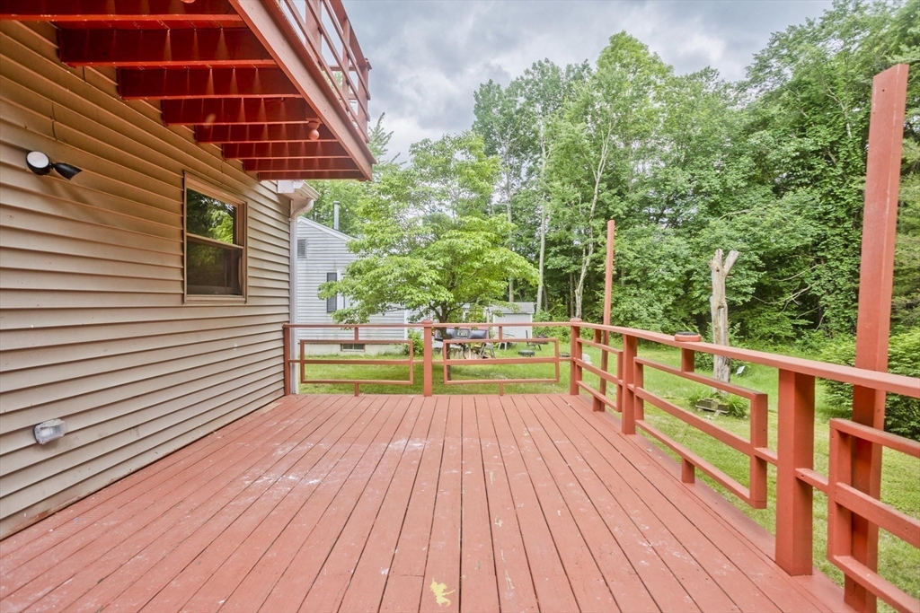 10 Matthew Dr