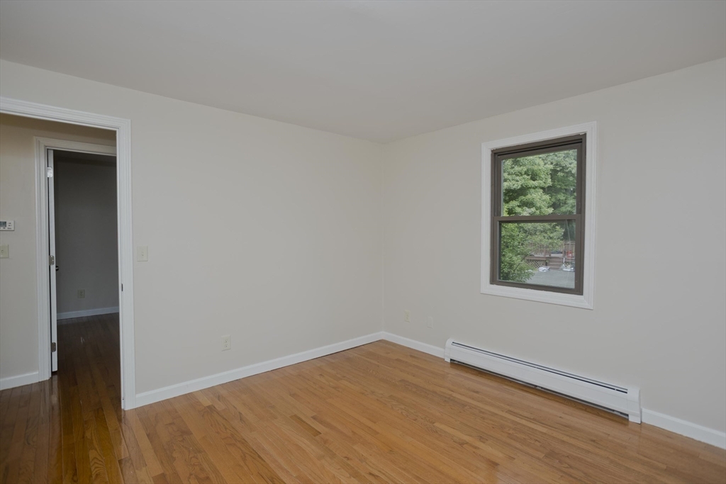 10 Matthew Dr