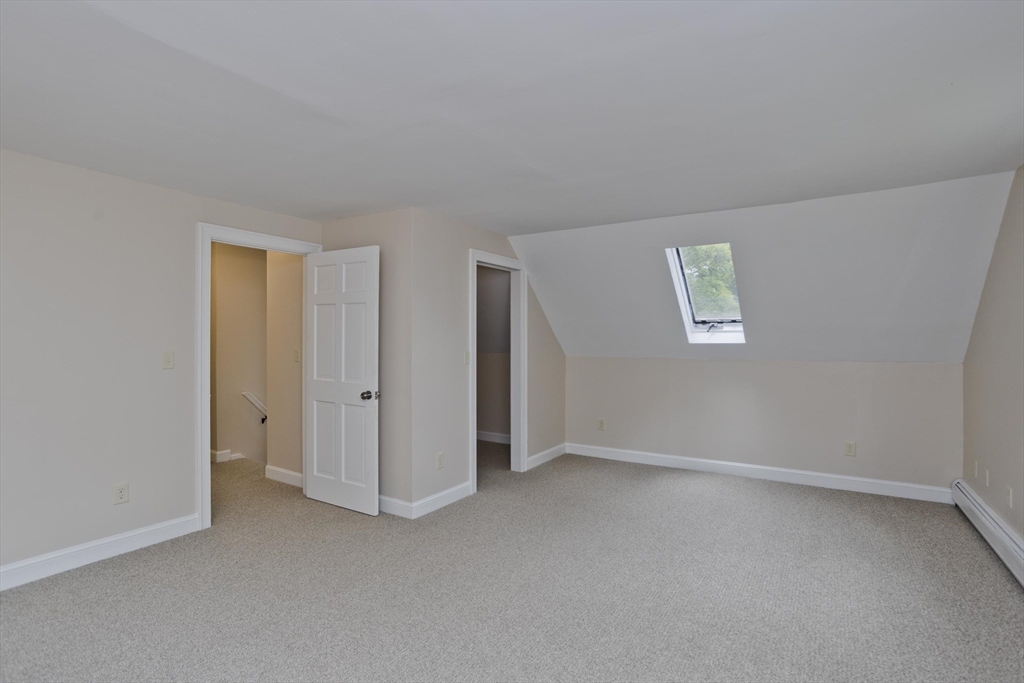 10 Matthew Dr