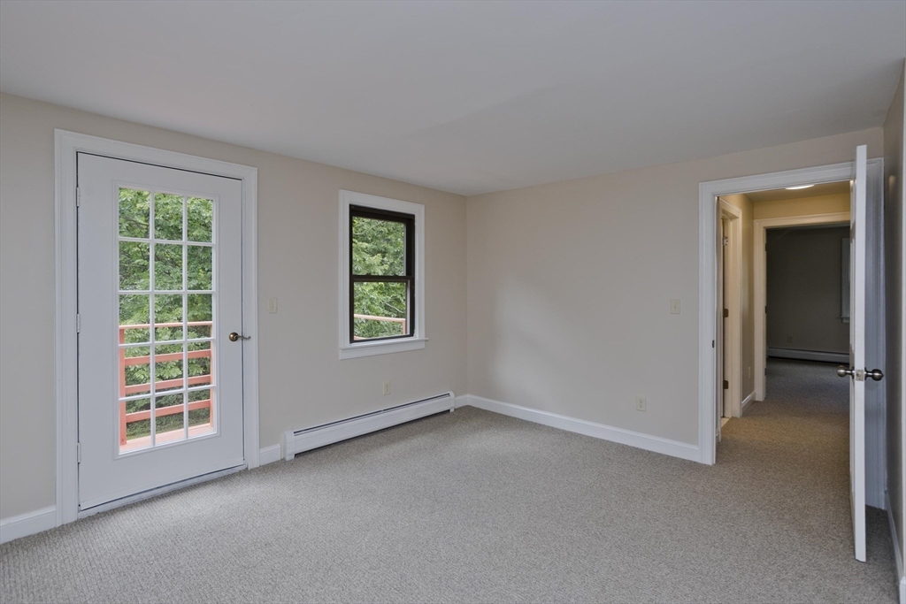 10 Matthew Dr
