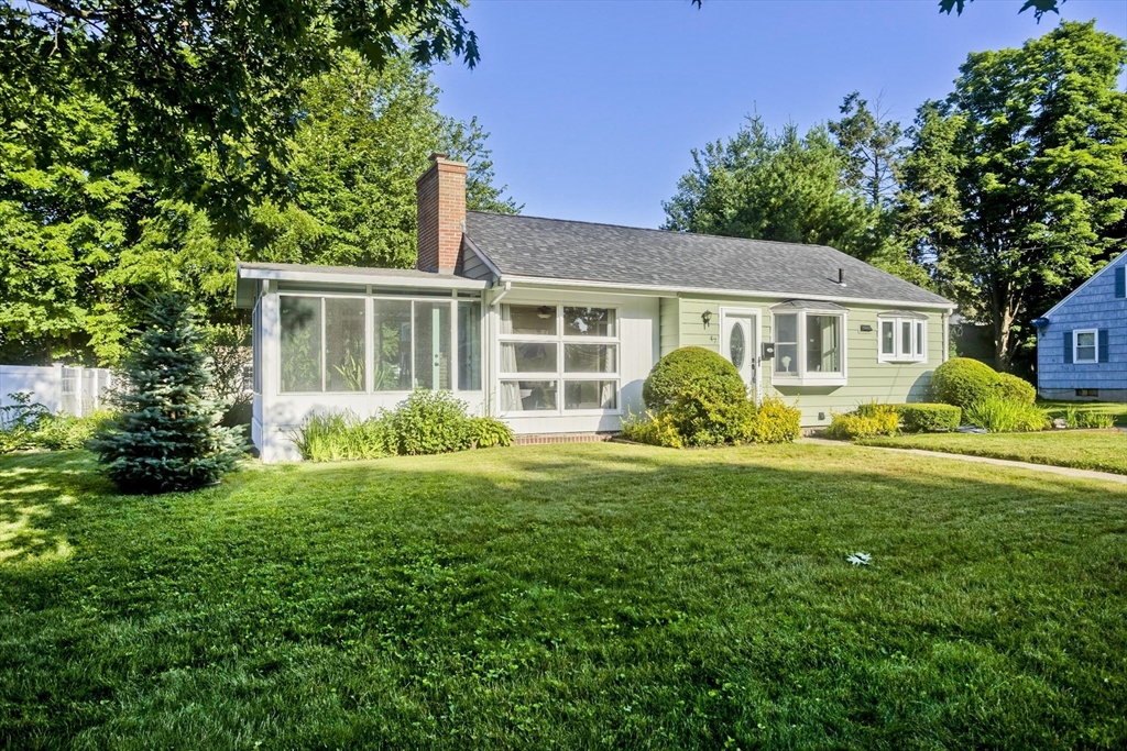 47 Argyle Ave