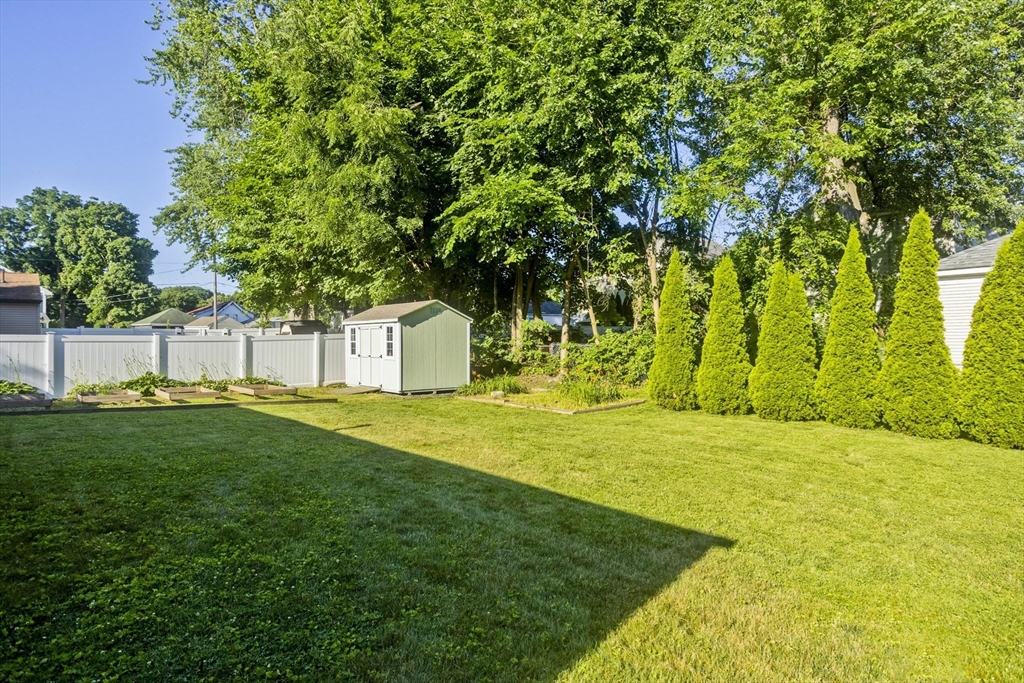 47 Argyle Ave