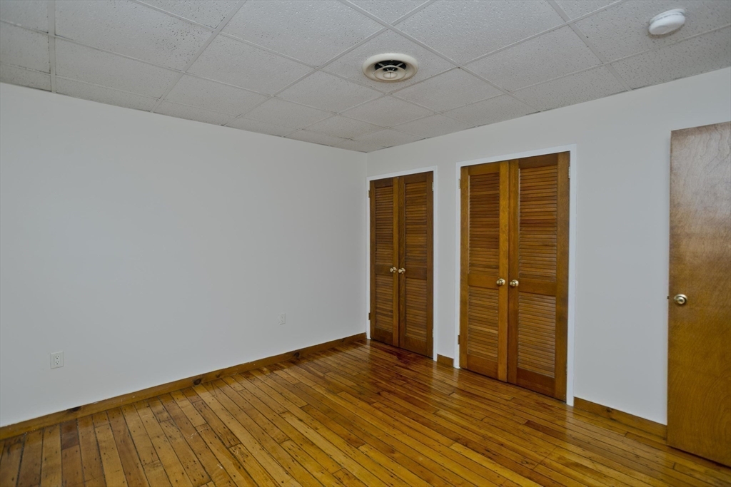 267 Locust St #1E