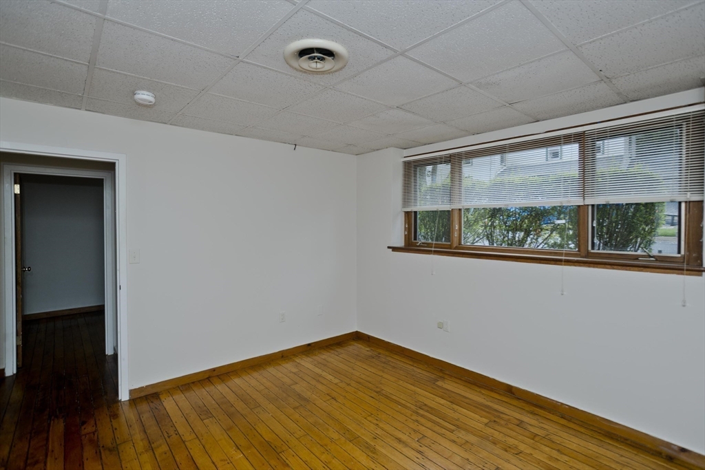 267 Locust St #1E