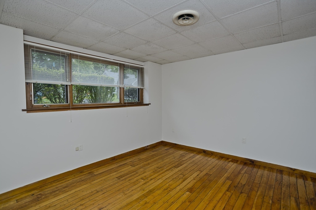 267 Locust St #1E