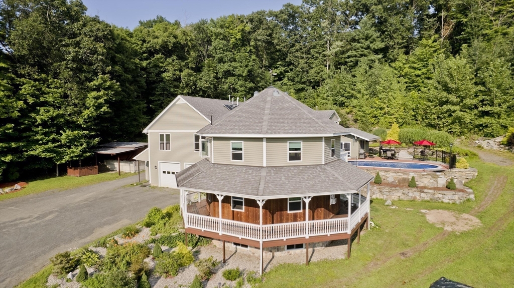 68 Amherst St
