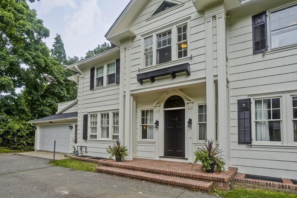 1150 Northampton