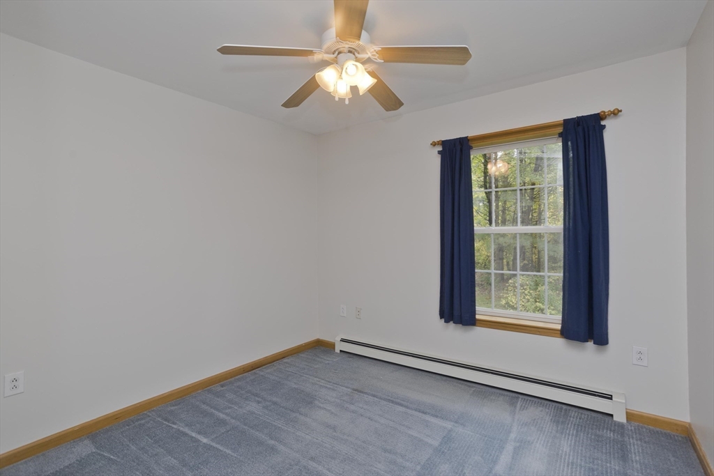 60 N Hatfield Rd