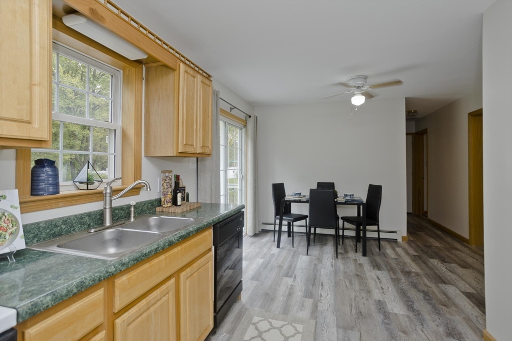 60 N Hatfield Rd