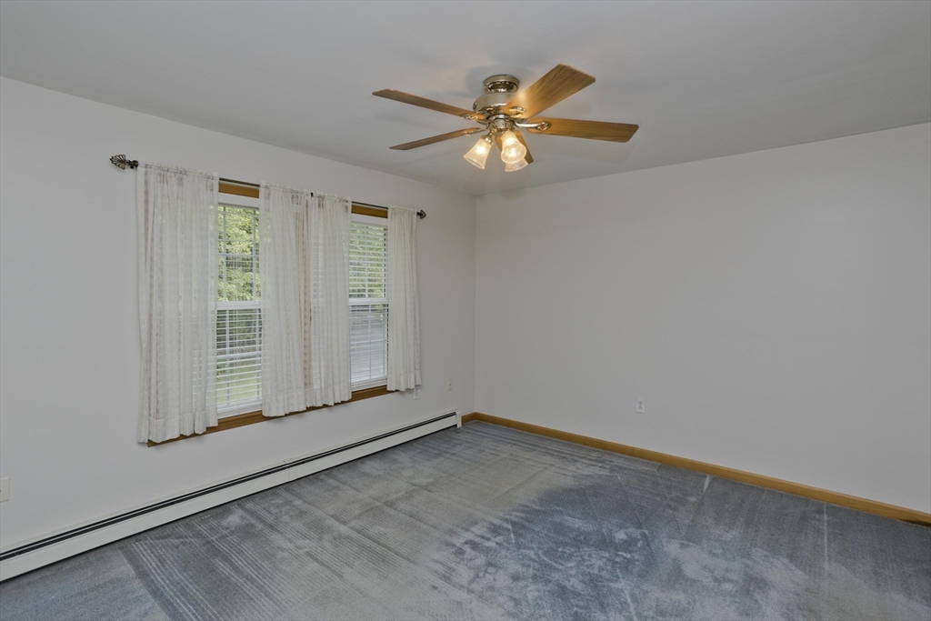 60 N Hatfield Rd
