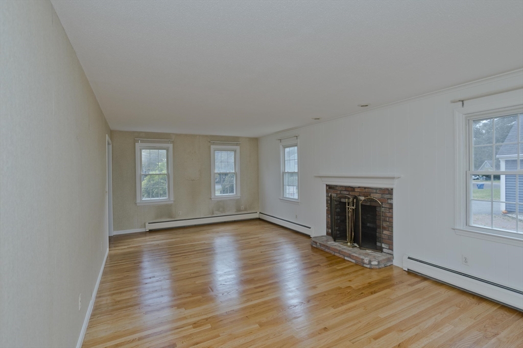 123 Bretton Rd