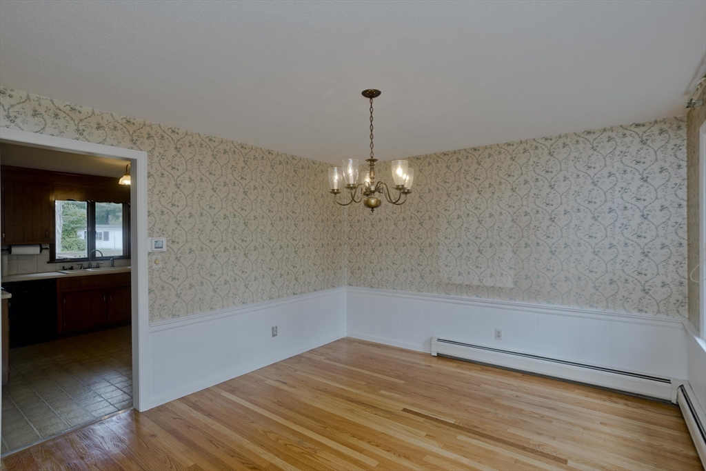 123 Bretton Rd