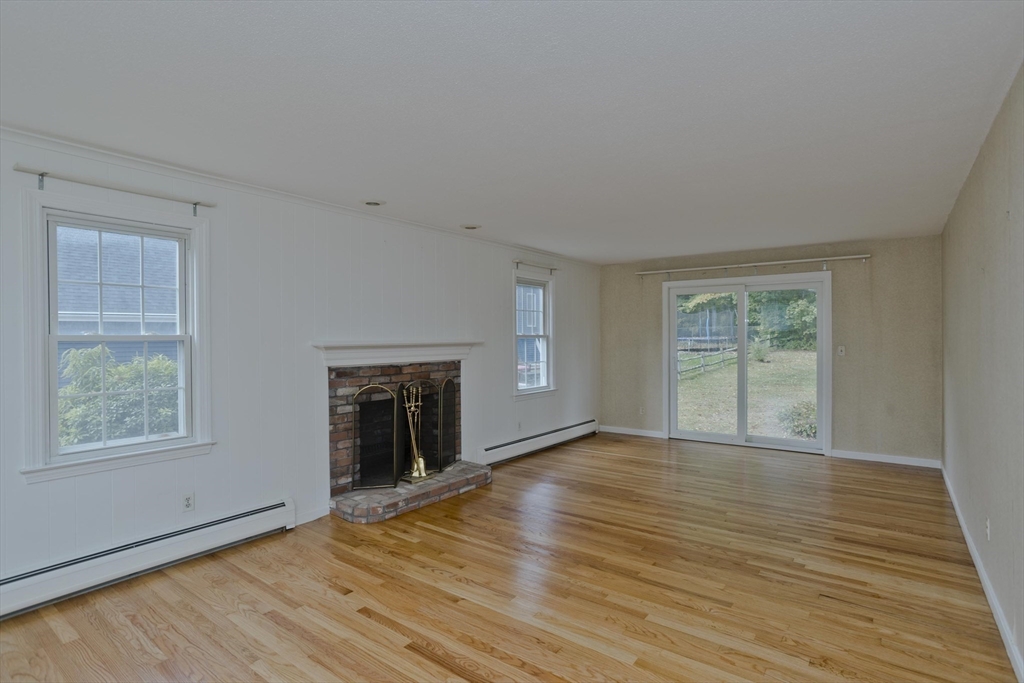 123 Bretton Rd