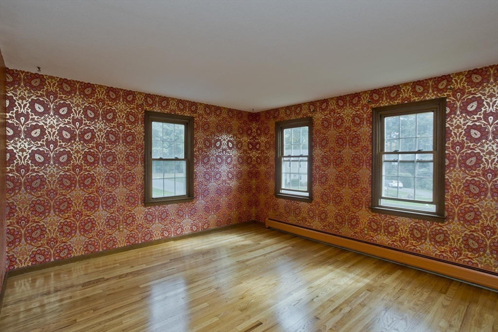 123 Bretton Rd
