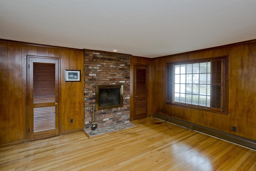 123 Bretton Rd