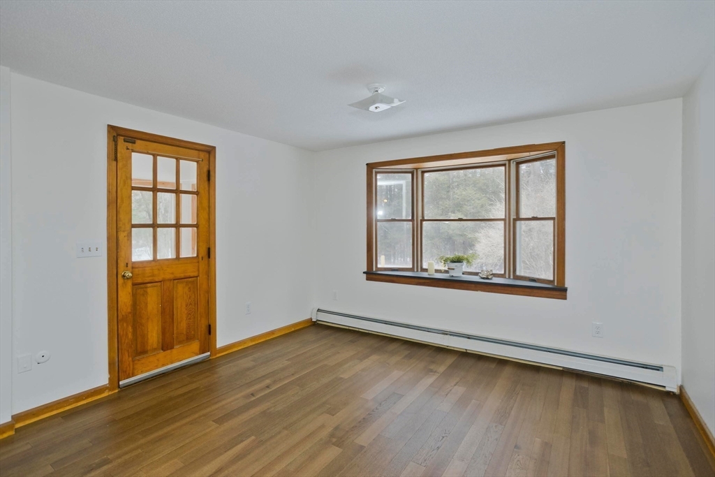94 Amherst Rd