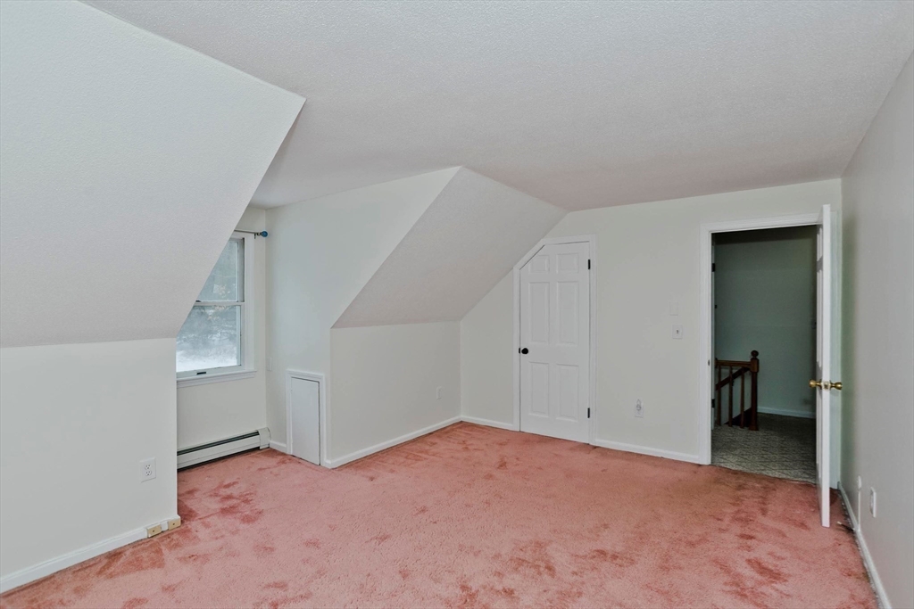 94 Amherst Rd
