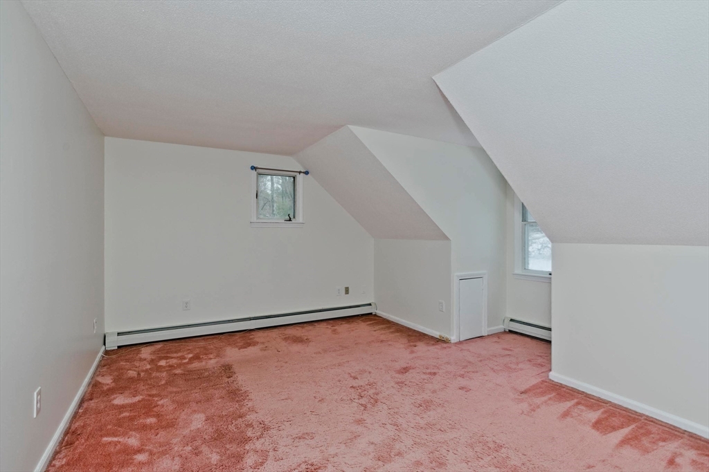 94 Amherst Rd
