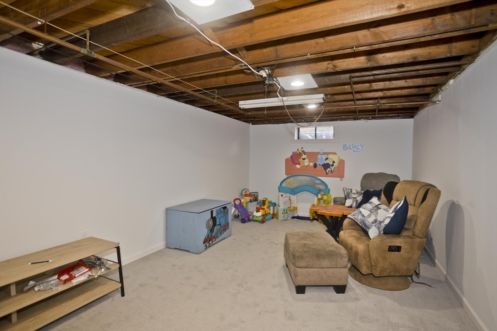 5 Carol Ave