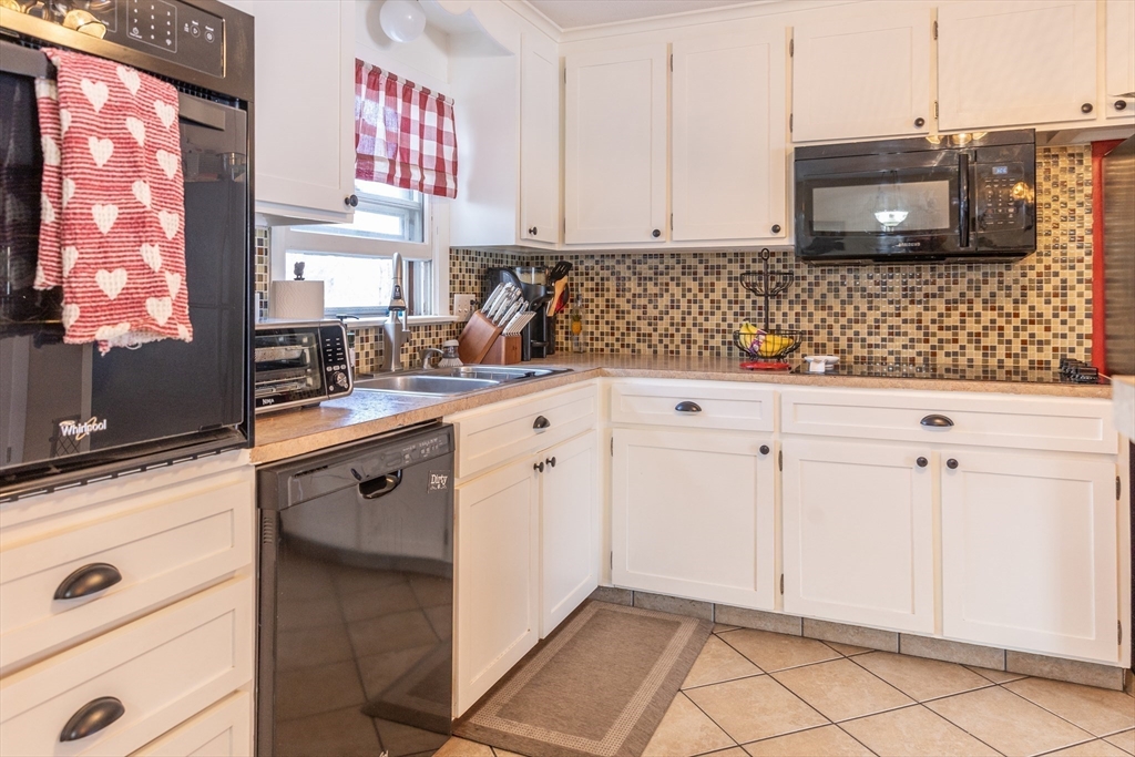 63 Lynch Dr